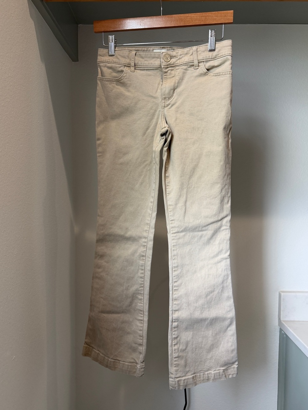 Abercrombie Kids flare uniform khakis, size 13/14